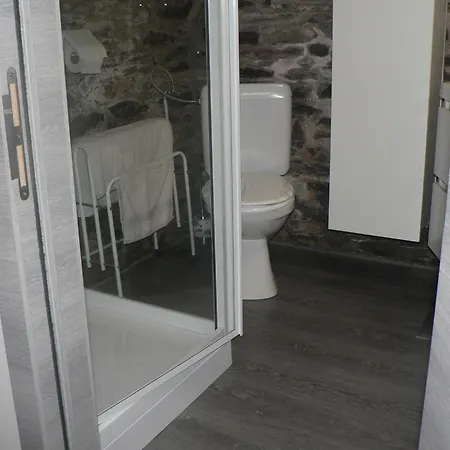 In With Terrace, Cleaning Included * Baillamont