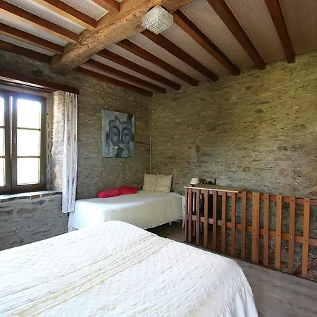 Forest Hideaway, Baillamont, Cleaning Included Σπίτι διακοπών